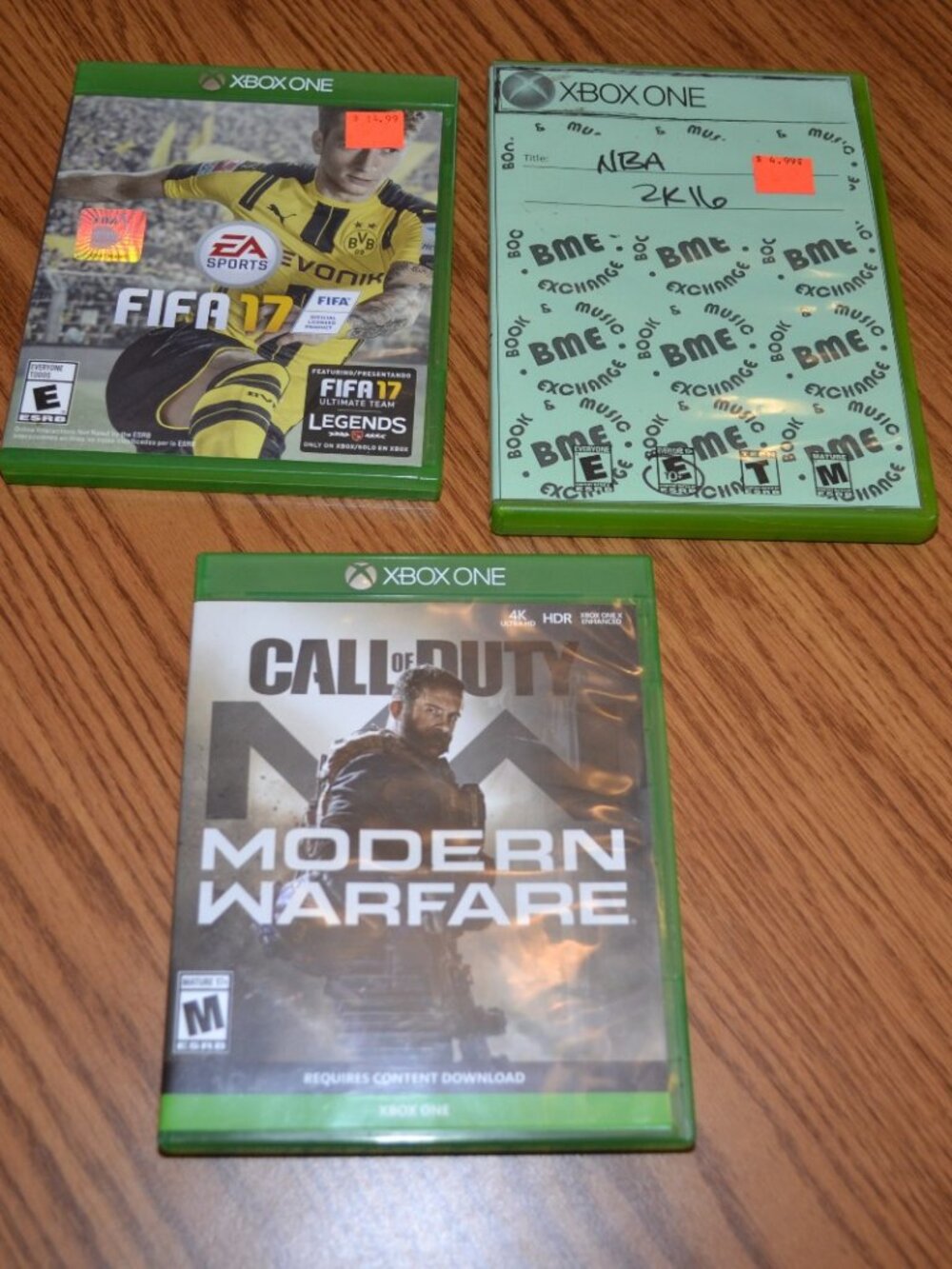 XBOX ONE LOT of three games FIFA 17 NBA 2K16 Call of Duty Modern Warfare